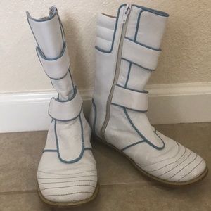 Mid calf leather boots